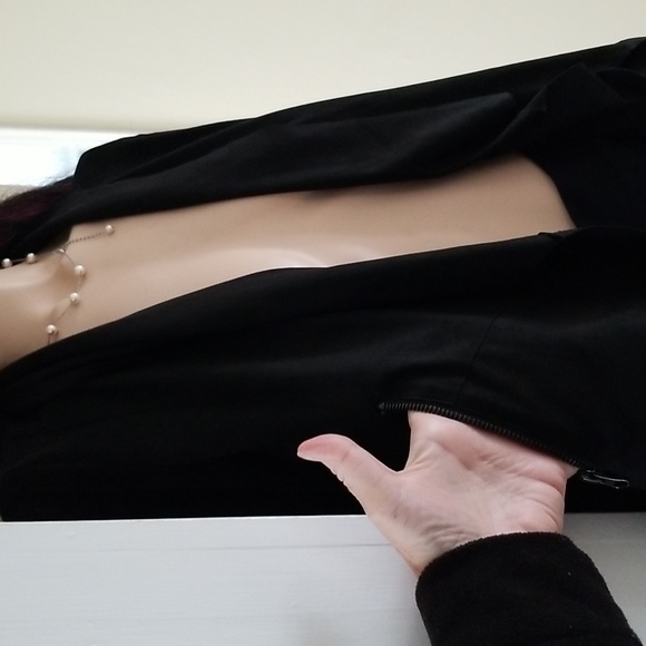 Sofia Vergara faux suede jacket - Picture 11 of 13